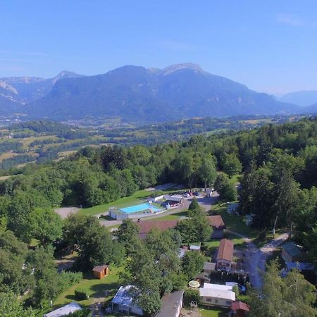 Готель Team Holiday - Camping Le Balcon De Chartreuse Miribel-les-Echelles Екстер'єр фото