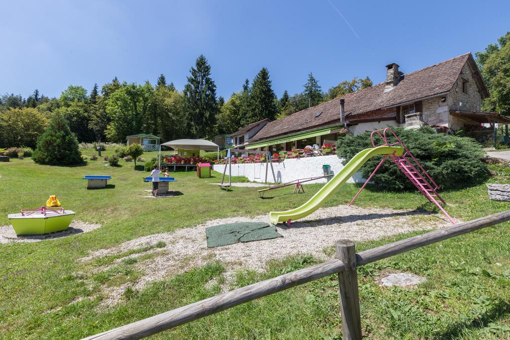 Готель Team Holiday - Camping Le Balcon De Chartreuse Miribel-les-Echelles Екстер'єр фото